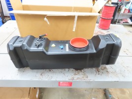 GM 22968922 DEF Diesel Exhaust Fluid Tank General Motors - $7,488.25 MXN