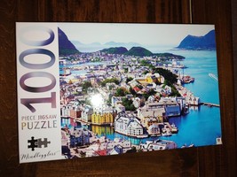 MINDBOGGLERS 1000 PIECE JIGSAW PUZZLE AMALFI ITALY excellent condition - $5.95