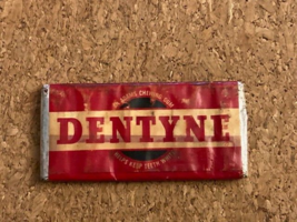 Vintage 1960&#39;s Dentyne Chewing Gum Pack 5 Cent Unopened NOS Full - $132.80 MXN