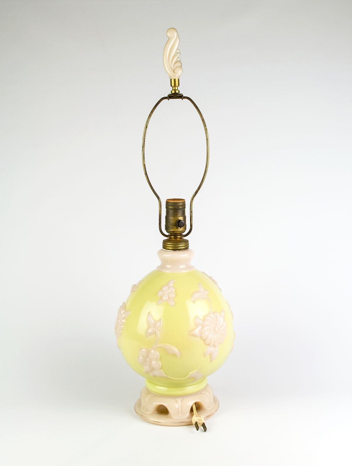 Aladdin Alacite & Chartreuse Yellow G-326 Electric Lamp w Plume Finale, Works - $50.00