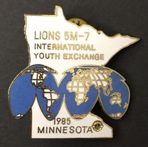 Lions Club 5M-7  International Youth Exchange 1985 Minnesota Lapel Pin - £9.44 GBP