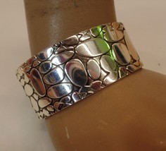 Unbranded Silvertone Cuff Pebbled Bracelet 7&quot; Wrist or Smaller Adjustable - £15.80 GBP