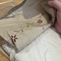 ELIZABETH JC Penney Embroidered Quilt Accessory Queen Bedskirt Floral - $29.69