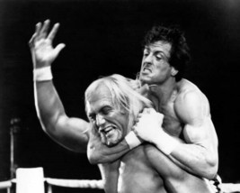 Rocky III Sylvester Stallone strangle holds Hulk Hogan 24x30 inch poster - £23.91 GBP