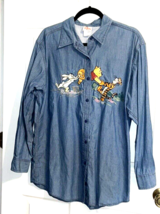 Disney Store Embroidered Winnie the Pooh Shirt Vintage Size Large - $33.90