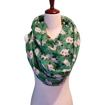 Women&#39;s Infinity Scarf Christmas Winter One Size Snowman Green Falls Cre... - $12.94