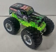 Hot Wheels monster Jam 4 Time Champion Grave Digger 1:64 Scale - £6.88 GBP