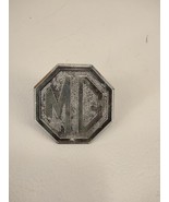 1975 to 1980 MG MGB Front Bumper Emblem Rubber Bumper Badge - $409.61 MXN