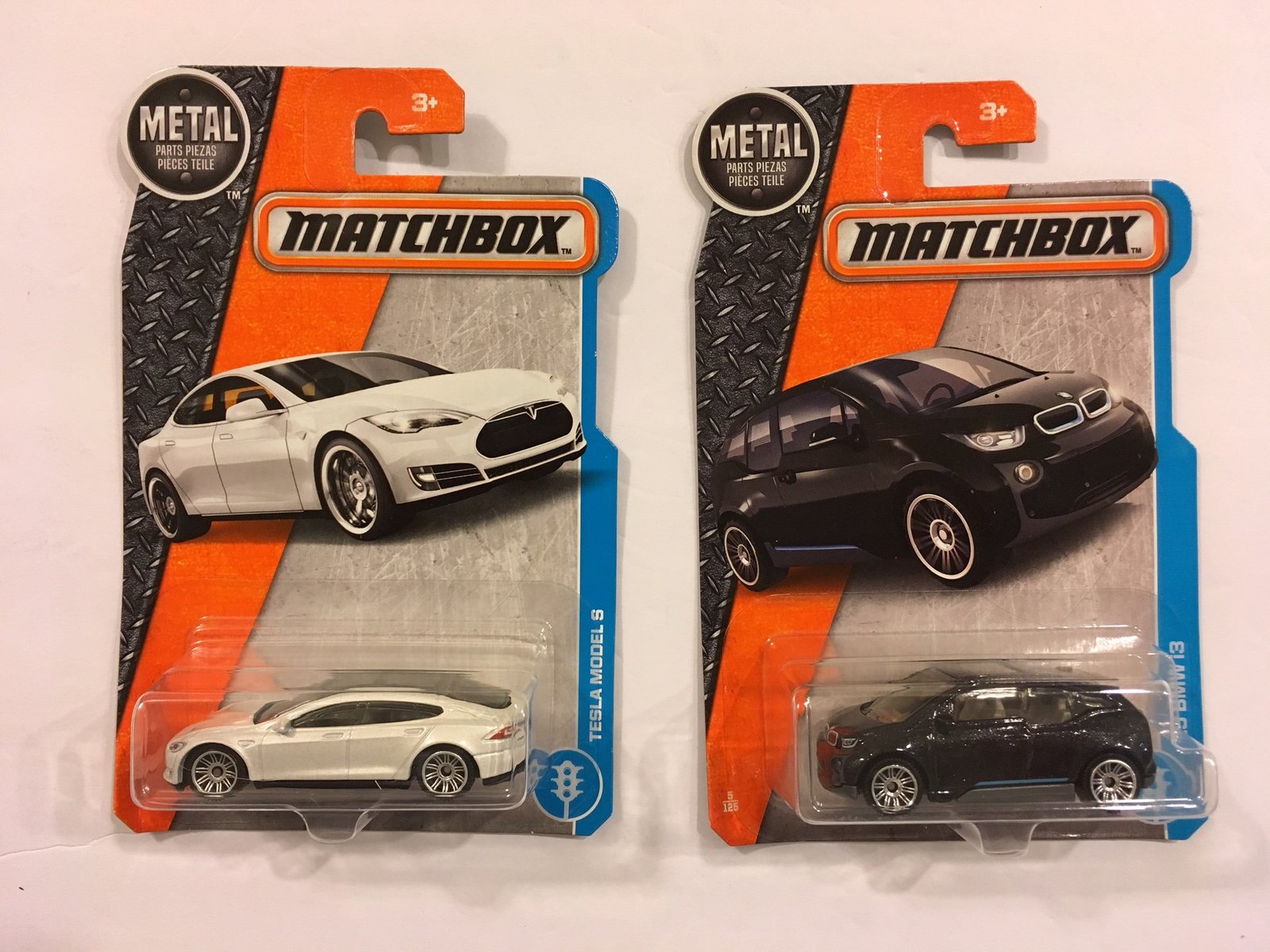 Matchbox 2017 MBX Adventure City Tesla Model S 26/125, White &amp; BONUS: Ma... - $27.21