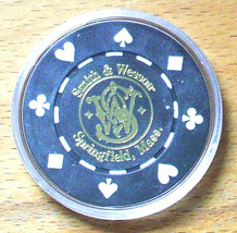 (1) Smith &amp; Wesson Poker Chip Golf Ball Marker - Black - £6.35 GBP