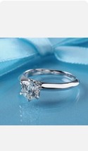 Künstlicher Diamant Solitaire Verlobungsring 0.75Ct Rund Schliff Weiß Versilbert - £106.14 GBP