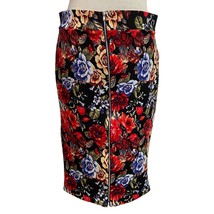 Brat Star Floral Bodycon Zipper Front Skirt Size M/L - $339.23 MXN