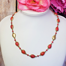 Signed Chaps Red Lucite Gold Tone Link Fashion Necklace Choker - £13.54 GBP