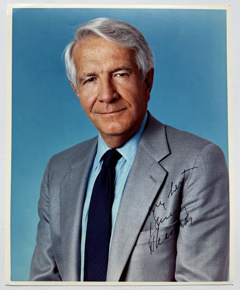 Harry Reasoner (d. 1991) Signed Autographed Glossy 8x10 Photo - $39.99