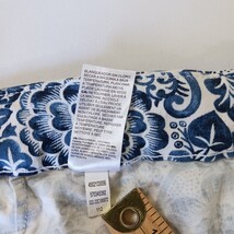 Elastic Waist Women's 14 Blue/White Cotton Blend Floral Pull-On Skirt Waist 36" image 5