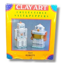Vintage Robot Salt And Pepper Shakers Clay Art New In Box SciFi Decor 1992 - £20.68 GBP
