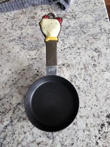 Joie Omelet Egg Frying Pan Chicken Handle, Minor Damage Free Shipping - £9.34 GBP