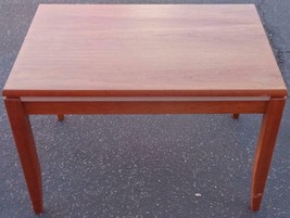 Vintage Solid Wood End Table - Natural Cherry Veneer Finish - GENTLY USED - GDC - £155.80 GBP
