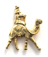 Camel Rider Nativity Style Gold Tone Pin Christmas Middle astern Desert ... - $186.75 MXN