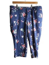 Blue Floral Sz 18 Plus Size cotton Spandex blend Capri Pants St John&#39;s Bay - $223.20 MXN