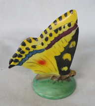 Goebel Butterfly Vintage Incised Full Crown Mark XP588, 2&quot; - £116.72 GBP