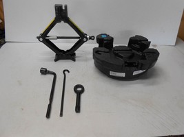 2011 Kia Soul Spare Scissor Car Jack WITH FOAM HOLDER AND TOOLS - $129.99