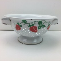 Vintage Teleflora 1983 White Enamel Strawberry Metal Farmhouse Handle Colander - £27.96 GBP