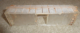 Vintage 1950s O Scale Lionel Paintless Box Car Body Shell 8 1/2&quot; Long - £14.21 GBP