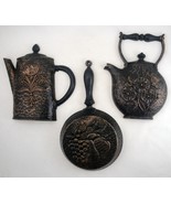HOMCO Kitchen Wall Plaques Copper Skillet Tea Kettle Coffee Pot 7261 726... - $19.96 CAD