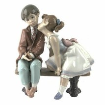 New In Box Lladro &quot;Ten And Growing&quot; #7635 Girl Kissing Boy Figurine 7.75&quot; X 7&quot; - £237.40 GBP