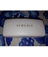 VERSACE FAUX LEATHER WHITE HARD SHELL GLASSES/SUNGLASSES CASE W/CLEANER CLOTH - $11.29