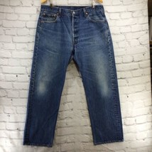 VTG Levis Button Fly 501 Mens Jeans Sz 38X31 100% Cotton Made in USA - £73.95 GBP