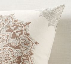 Pottery Barn Erica Medallion 2-PC 24-inch Square Pillow Covers - £51.21 GBP