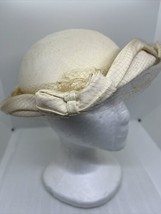 Vintage Women’s Marion Valle New York Hat Cream Bows Netting Canvas 22 MSC - $44.40