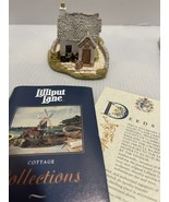 LILLIPUT LANE, ST. COLUNBA&#39;S SCHOOL, EXCELLENT CONDITION WITH BOX &amp; DEED - $33.26 CAD