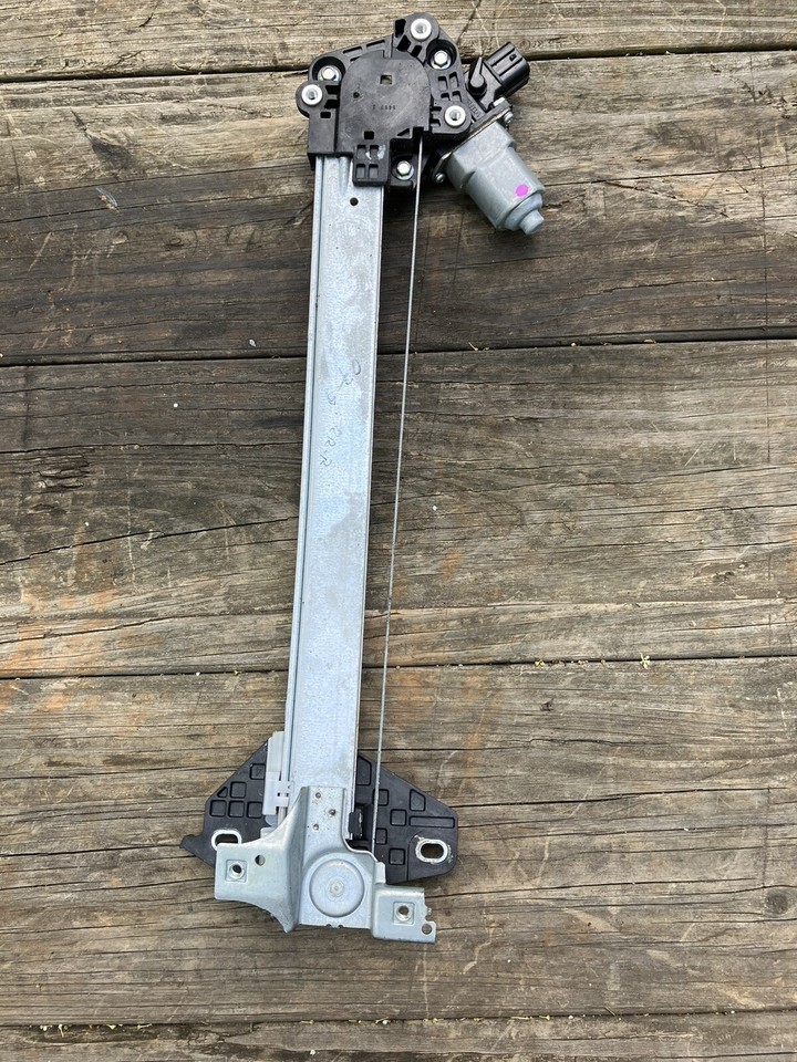 06 07 08 09 10 11 HONDA CIVIC SEDAN PASSENGER/RH REAR WINDOW REGULATOR OEM - $39.59