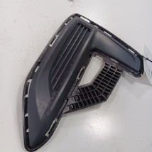 Nissan Sentra Passenger Right Grill Grille Lower Ends Without Fog Lamps ... - $87.94