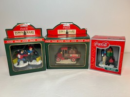 Coca-Cola Town Square Collection Christmas figure lot of 3 all in orig b... - $341.18 MXN