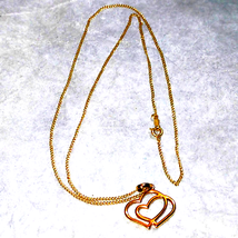 Gorgeous Vintage Fossil 12 Karat Gold filled heart Necklace and Chain - £29.51 GBP