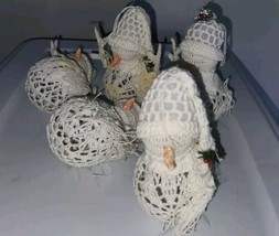 Lot of 5 VTG Starched Crochet Snowmen 5.5 Inch Ornaments Classic Chrismas - £23.67 GBP