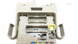 LEGACY10-12 CVT 2.5L Fuse Box Cabin 65587 image 7