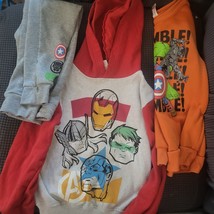 Marvel Avengers Outfit Size 5/6 - $9.89