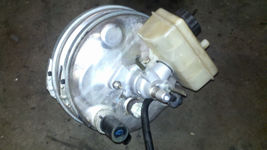W215 00-02 Mercedes Benz CL500 Brake Booster with Brake Fluid Reservoir image 2