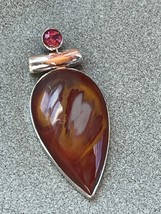 Small Round Pink Opal &amp; Rust Mustard &amp; Gray Teardrop Stone in 925 Silver Frame - £19.24 GBP