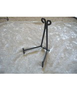 Wraught Iron Free Standing Plate Holder - $4.38 CAD