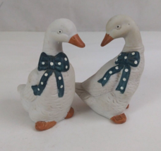 Vintage Artmark Geese Wearing Blue Polka Dot Bows 3.5&quot; Salt &amp; Pepper Sha... - £8.96 GBP