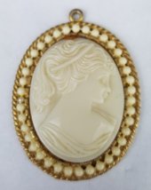 vintage cameo pendant ladie gold tone pearl bead cream LARGE 2&quot; - $34.99