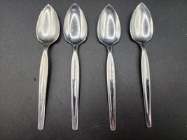 WM Rogers Mfg Co Stainless Steel Grapefruit Spoons - USA - Lot Of 4 - £11.24 GBP