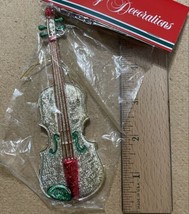 Commodore Holiday Christmas Decoration Violin Handcrafted ORNAMENt - $6.80