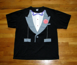 Vintage Tuxedo Tee T-Shirt Printed Carnation 2 Red Buttons Purple Collar... - $9.85